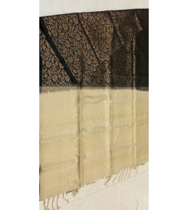 SOFT SILK SAREE WITH BLOUSE